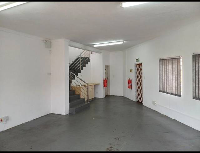 INDUSTRIAL PROPERTY TO RENT IN HENNOPSPARK